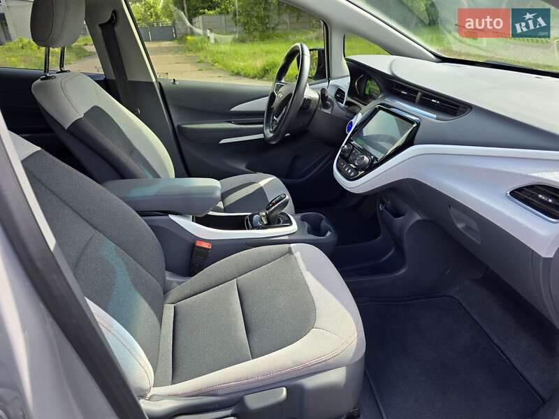 Хэтчбек Chevrolet Bolt EV 2021 в Черкассах