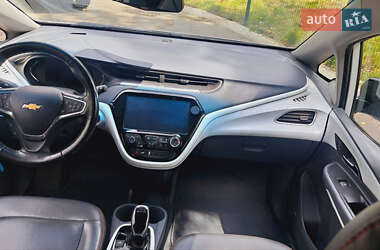 Хетчбек Chevrolet Bolt EV 2018 в 