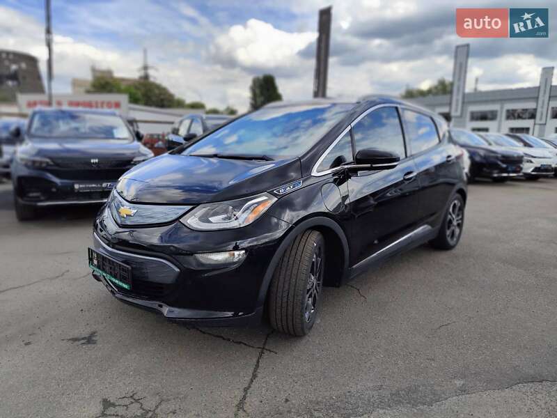 Хэтчбек Chevrolet Bolt EV 2017 в Киеве