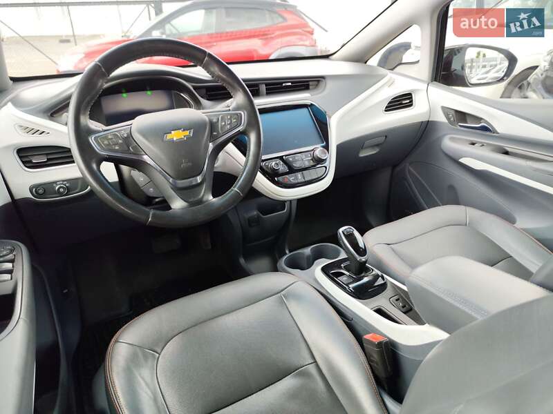 Хэтчбек Chevrolet Bolt EV 2017 в Киеве