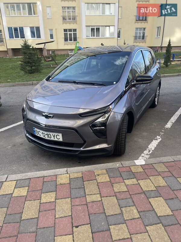 Хэтчбек Chevrolet Bolt EV 2023 в Стрые