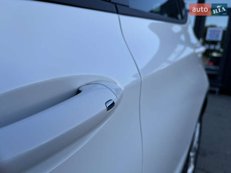 Хетчбек Chevrolet Bolt EV 2023 в Львові
