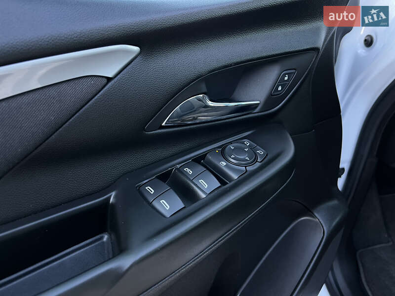Хетчбек Chevrolet Bolt EV 2023 в Львові