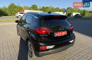 Хэтчбек Chevrolet Bolt EV 2019 в 