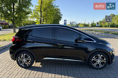 Хэтчбек Chevrolet Bolt EV 2019 в 
