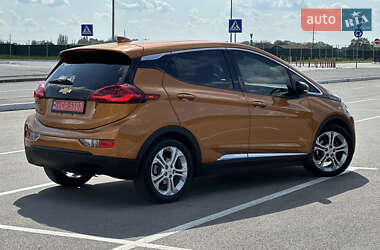 Хэтчбек Chevrolet Bolt EV 2017 в 