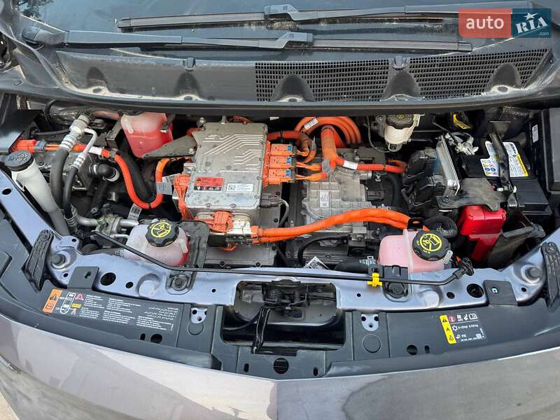 Хетчбек Chevrolet Bolt EV 2023 в Тернополі