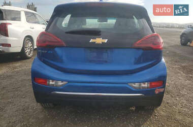 Хэтчбек Chevrolet Bolt EV 2018 в 