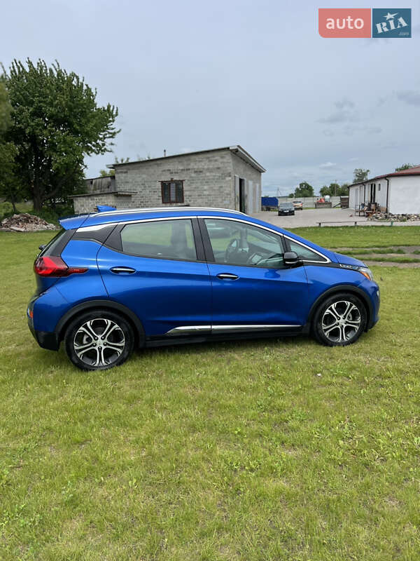 Хэтчбек Chevrolet Bolt EV 2017 в Сокале