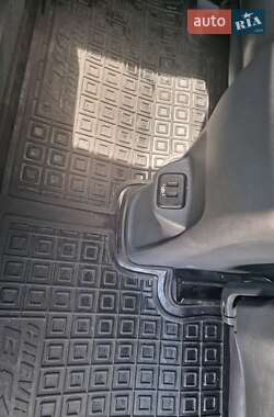 Хэтчбек Chevrolet Bolt EV 2017 в 