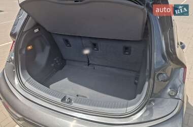 Хэтчбек Chevrolet Bolt EV 2017 в 
