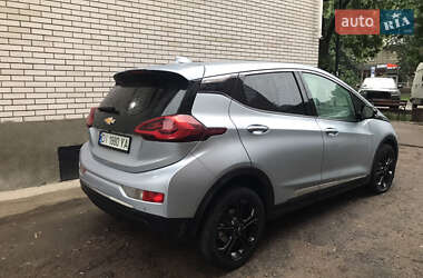 Хэтчбек Chevrolet Bolt EV 2017 в 