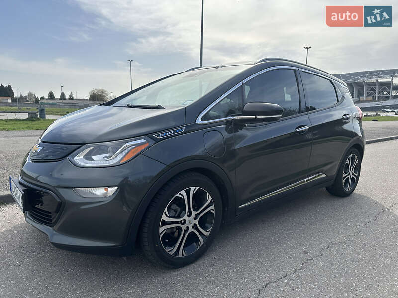 Хетчбек Chevrolet Bolt EV 2020 в 