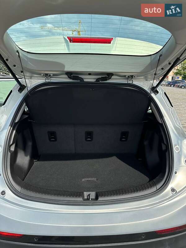 Хэтчбек Chevrolet Bolt EV 2023 в Харькове фото 14 Хэтчбек Chevrolet Bolt EV 2023 в Харькове