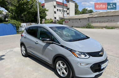 Хэтчбек Chevrolet Bolt EV 2020 в 