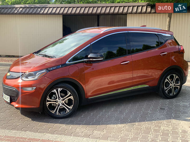 Хетчбек Chevrolet Bolt EV 2020 в Києві фото 2 Хетчбек Chevrolet Bolt EV 2020 в Києві