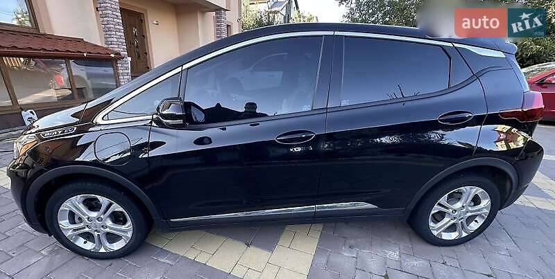 Хетчбек Chevrolet Bolt EV 2018 в Львові