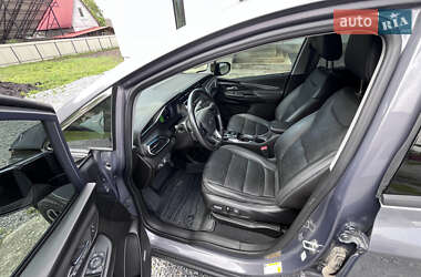 Хэтчбек Chevrolet Bolt EV 2023 в 