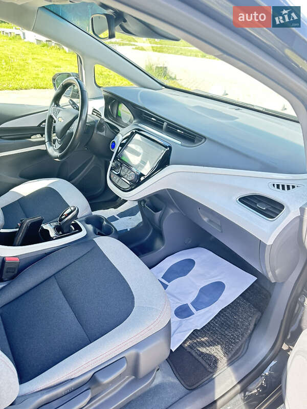 Хэтчбек Chevrolet Bolt EV 2020 в Львове
