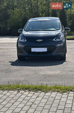 Хэтчбек Chevrolet Bolt EV 2020 в 