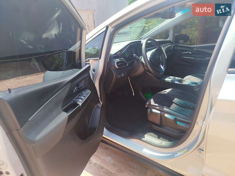 Хетчбек Chevrolet Bolt EV 2023 в Кривому Розі