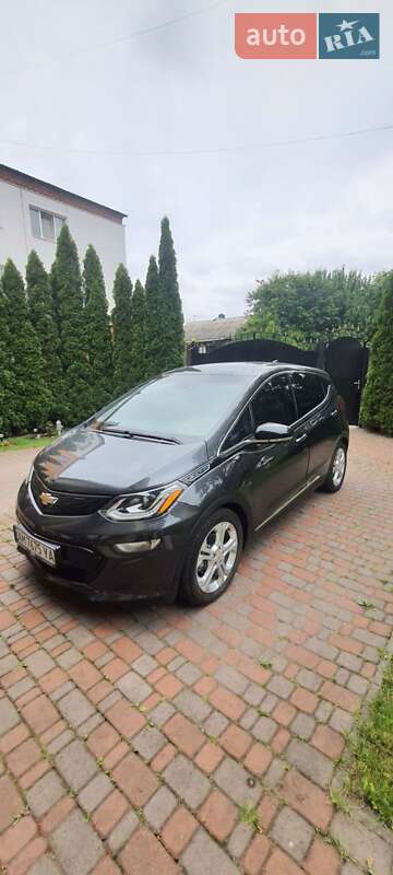 Хэтчбек Chevrolet Bolt EV 2021 в 