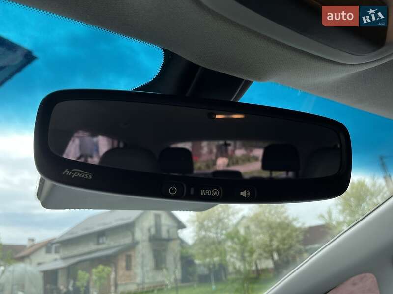 Хэтчбек Chevrolet Bolt EV 2019 в Львове