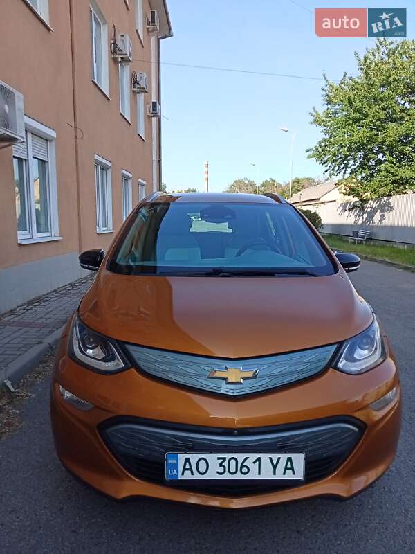 Хэтчбек Chevrolet Bolt EV 2017 в Ужгороде