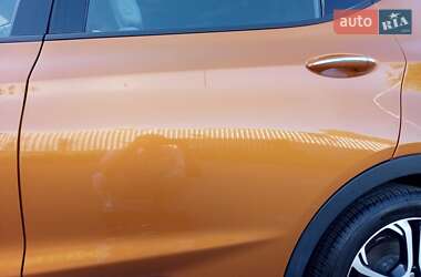 Хэтчбек Chevrolet Bolt EV 2017 в 
