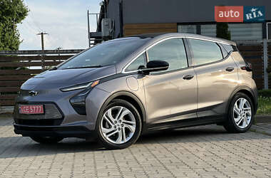Хэтчбек Chevrolet Bolt EV 2023 в 