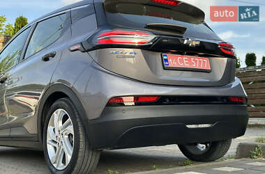 Хэтчбек Chevrolet Bolt EV 2023 в 