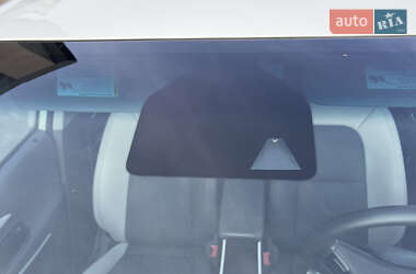Хэтчбек Chevrolet Bolt EV 2020 в 