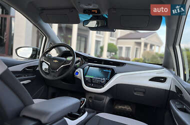 Хэтчбек Chevrolet Bolt EV 2020 в 
