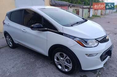 Хэтчбек Chevrolet Bolt EV 2018 в 
