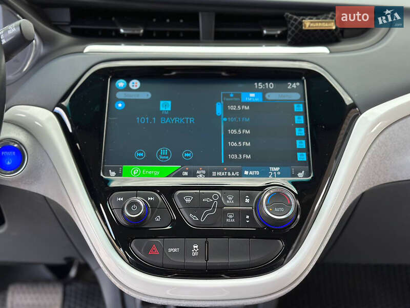 Хетчбек Chevrolet Bolt EV 2017 в Дніпрі