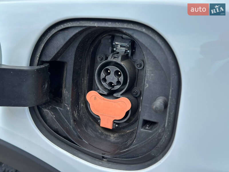 Хетчбек Chevrolet Bolt EV 2017 в Дніпрі