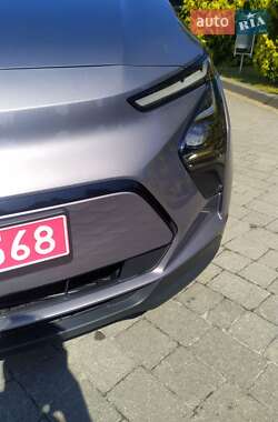 Хэтчбек Chevrolet Bolt EV 2021 в 
