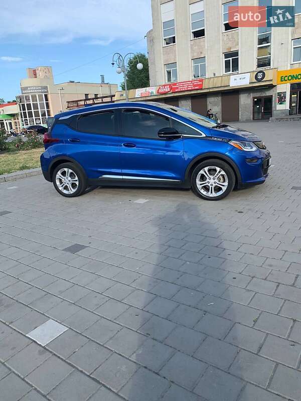 Хетчбек Chevrolet Bolt EV 2017 в Черкасах
