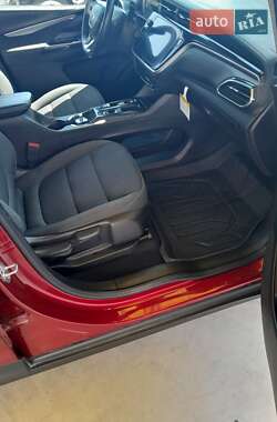 Хэтчбек Chevrolet Bolt EV 2023 в 