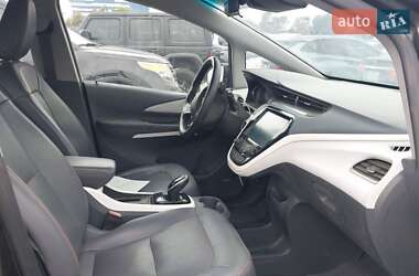 Хетчбек Chevrolet Bolt EV 2017 в 