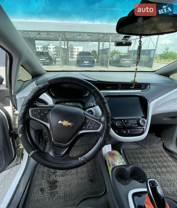 Хэтчбек Chevrolet Bolt EV 2017 в Львове фото 12 Хэтчбек Chevrolet Bolt EV 2017 в Львове