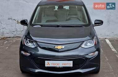 Хэтчбек Chevrolet Bolt EV 2018 в 