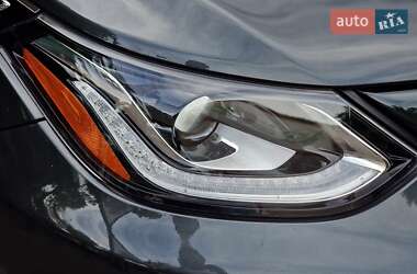 Хэтчбек Chevrolet Bolt EV 2018 в 