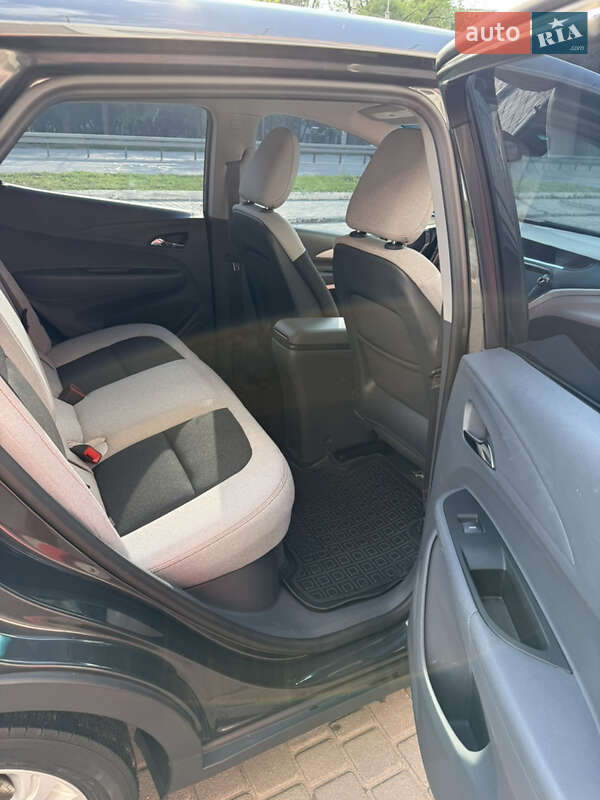Хэтчбек Chevrolet Bolt EV 2016 в Днепре фото 8 Хэтчбек Chevrolet Bolt EV 2016 в Днепре