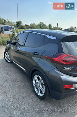 Хэтчбек Chevrolet Bolt EV 2018 в 