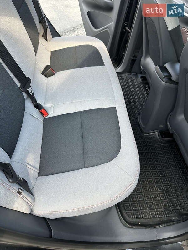 Хэтчбек Chevrolet Bolt EV 2018 в Киеве