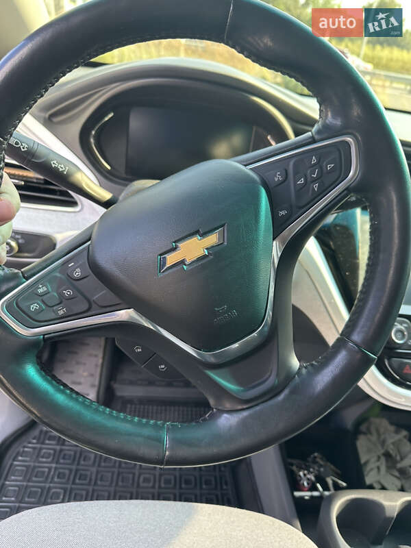 Хэтчбек Chevrolet Bolt EV 2018 в Киеве