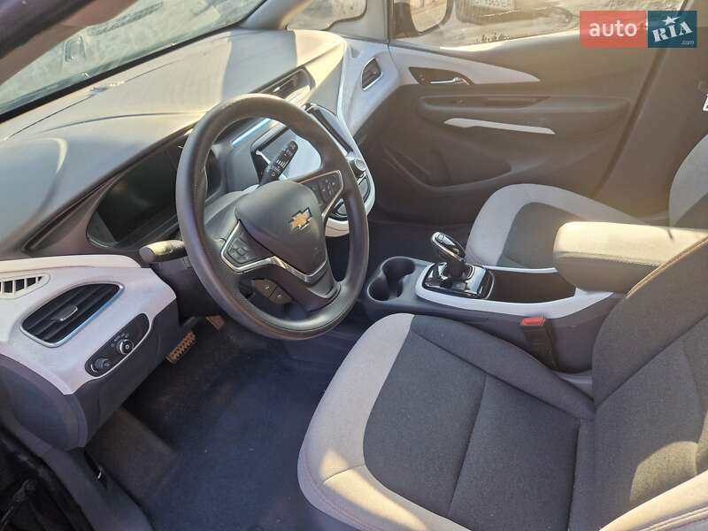 Хетчбек Chevrolet Bolt EV 2020 в Полтаві фото 7 Хетчбек Chevrolet Bolt EV 2020 в Полтаві