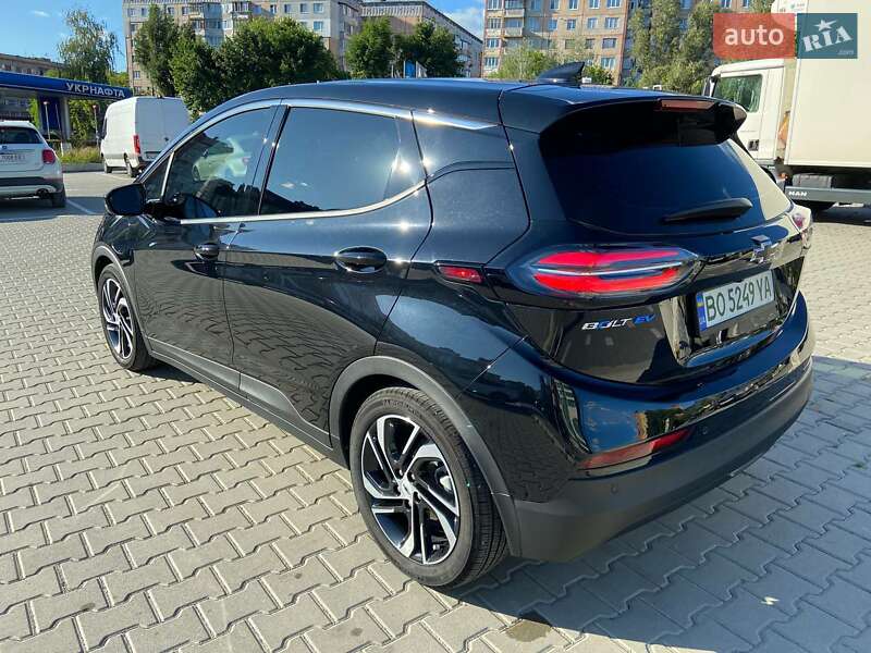 Хэтчбек Chevrolet Bolt EV 2023 в Тернополе