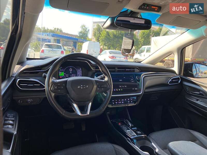Хэтчбек Chevrolet Bolt EV 2023 в Тернополе